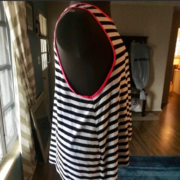 AE Outfitters asymmetrical horizontal striped top - Picture 3 of 5